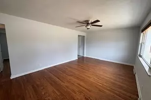 4723 N Hills Ln, Cool Valley, MO 63121 - Photo 8