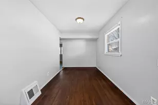 10519 Renfrew Dr, Saint Louis, MO 63137 - Photo 22