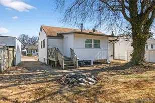 10519 Renfrew Dr, Saint Louis, MO 63137 - Photo 38