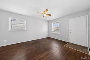 10519 Renfrew Dr, Saint Louis, MO 63137 - Photo 8