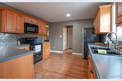 238 Autumn Ridge Drive, Cuba, MO 65453 - Photo 10