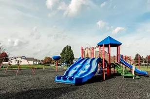 19 Homefield Gardens Dr, O'Fallon, MO 63366 - Photo 22