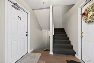 19 Homefield Gardens Dr, O'Fallon, MO 63366 - Photo 18