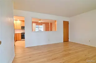 1782 Oliveto Ln, Hazelwood, MO 63042 - Photo 4