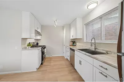 3237 Yorkchester Drive, Unincorporated, MO 63129 - Photo 10