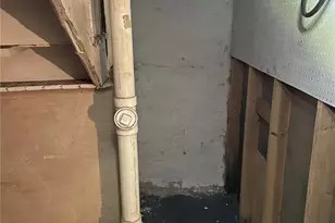 8343 Strathmore Pl, Jennings, MO 63136 - Photo 26