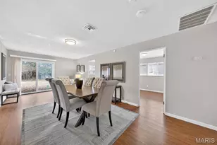 3135 Kingsley Dr, Saint Louis, MO 63033 - Photo 18