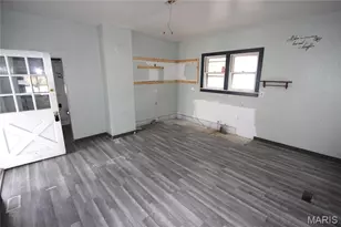 307 E Main St, Park Hills, MO 63601 - Photo 6