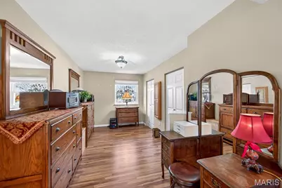 340 Woodbridge Drive, Saint Charles, MO 63303 - Photo 14