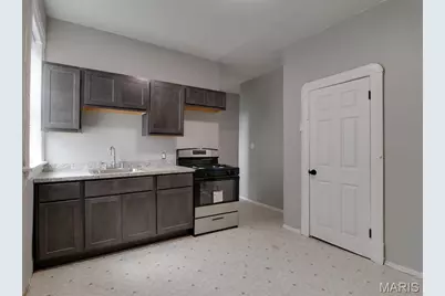 1404A Granville Place, Saint Louis, MO 63112 - Photo 14