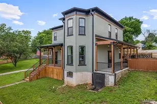 422 N 2nd St, De Soto, MO 63020 - Photo 4