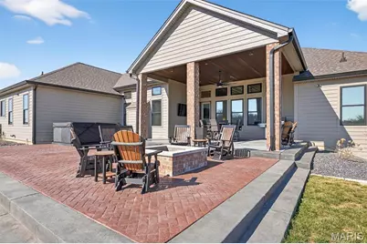 310 Lakeland Court, Defiance, MO 63341 - Photo 12