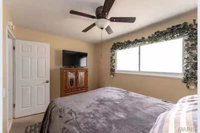 10257 Dacey Drive, Saint Louis, MO 63136 - Photo 12