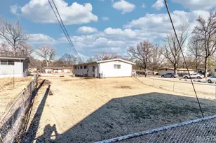 10257 Dacey Dr, Saint Louis, MO 63136 - Photo 22