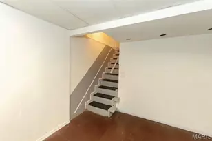 10257 Dacey Dr, Saint Louis, MO 63136 - Photo 16