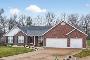 1805 Sapling Dr, O'Fallon, MO 63366 - Photo 2