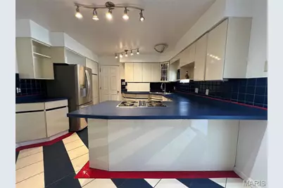 9401 Stacy Place Lane, Olivette, MO 63132 - Photo 12