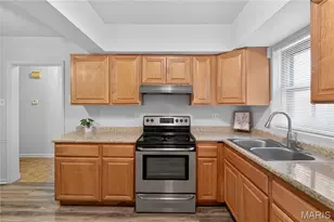 7419 Woodland Way, Pasadena Hills, MO 63121 - Photo 8