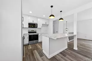 2347 Farflung Dr, Florissant, MO 63031 - Photo 12