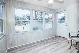 5689 Pernod Ave, Saint Louis, MO 63139 - Photo 18