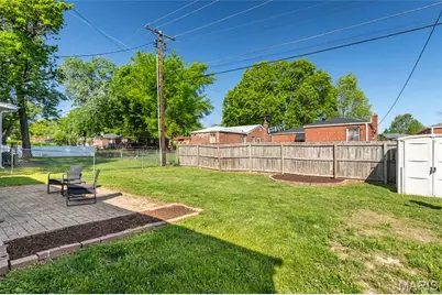 1047 Raisher Drive, Saint Louis, MO 63130 - Photo 22
