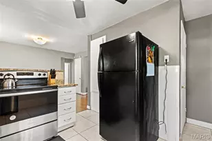 1047 Raisher Dr, Saint Louis, MO 63130 - Photo 14