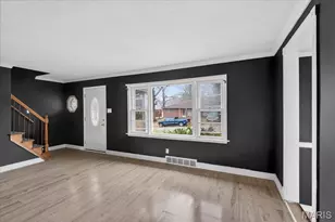 8808 Marcella Ave, Saint Louis, MO 63121 - Photo 2