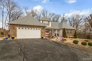 9527 Bent Tree Dr, Hillsboro, MO 63050 - Photo 8