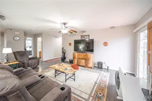 21848 Landmark Ln, Waynesville, MO 65583 - Photo 4