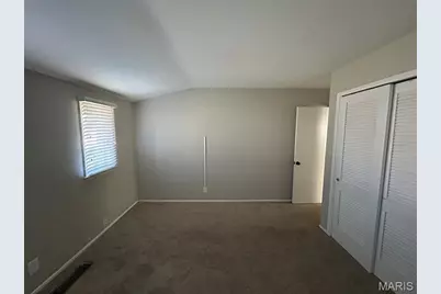 1750 Schuetz Road, Saint Louis, MO 63146 - Photo 12
