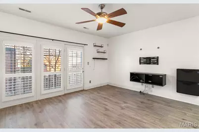 227 W Monroe Avenue #205, Kirkwood, MO 63122 - Photo 4