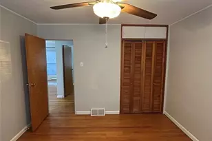 10948 Brookings Dr, Saint Louis, MO 63123 - Photo 10