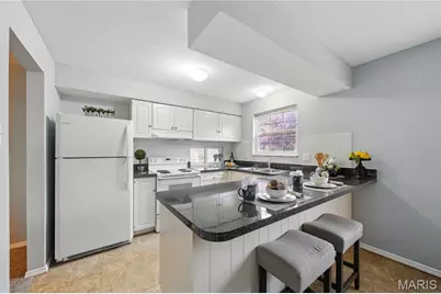 11921 Villa Dorado Drive #A, Saint Louis, MO 63146 - Photo 8