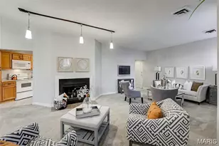 4256 Maryland Ave, Saint Louis, MO 63108 - Photo 6