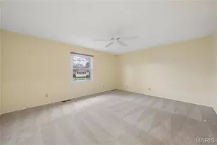 14342 Lake Tahoe Dr, Chesterfield, MO 63017 - Photo 18