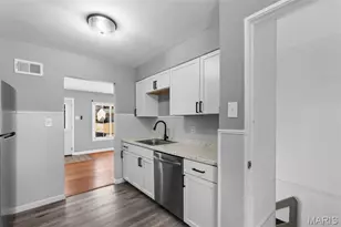 10132 Dellridge Ln, Saint Louis, MO 63136 - Photo 8