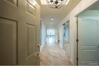 842 N New Ballas Court #103, Saint Louis, MO 63141 - Photo 4