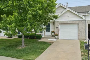 12195 McKelvey Pl, Bridgeton, MO 63044 - Photo 2