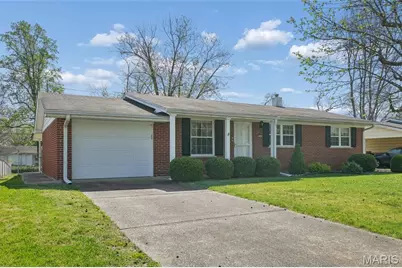 3068 Sedan Drive, Saint Louis, MO 63125 - Photo 2