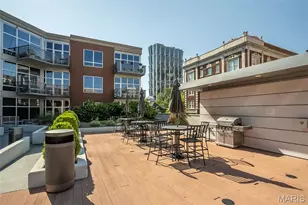 9 N Euclid Ave, Saint Louis, MO 63108 - Photo 30