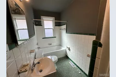 2122 Rosebud Avenue, Hillsdale, MO 63121 - Photo 8