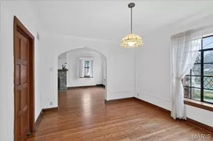 1310 Midland Dr, Saint Louis, MO 63130 - Photo 10