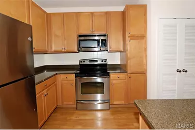1251 Strassner Drive #2301, Brentwood, MO 63144 - Photo 6