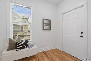 7049 Melrose Ave, University City, MO 63130 - Photo 4