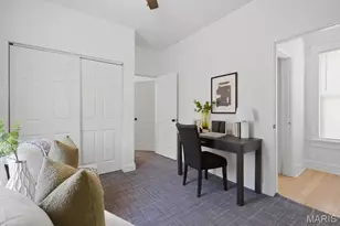7049 Melrose Ave, University City, MO 63130 - Photo 18