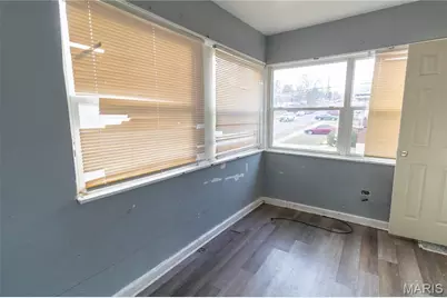7129 Garesche Avenue, Saint Louis, MO 63136 - Photo 6