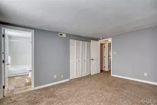 4390 McPherson, Saint Louis, MO 63108 - Photo 10