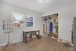 1233 Hudson Hills Dr, Saint Louis, MO 63135 - Photo 16