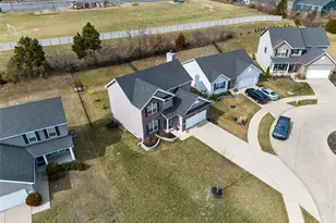 303 Hidden Bluffs Ct, Lake Saint Louis, MO 63367 - Photo 54