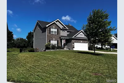 303 Hidden Bluffs Court, Lake Saint Louis, MO 63367 - Photo 2